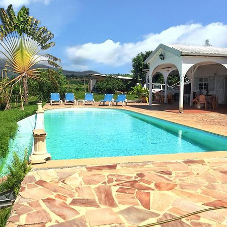 Villa Enchantee Avec Vue Sur Mer Et Piscine Au Carbet Le Carbet Kültér fotó