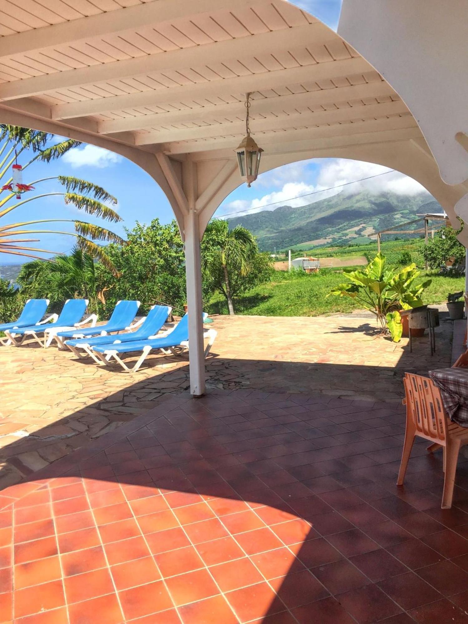 Villa Enchantee Avec Vue Sur Mer Et Piscine Au Carbet Le Carbet Kültér fotó